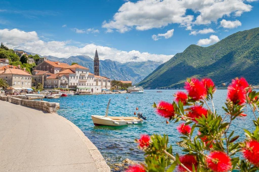 Cheap flights to Montenegro